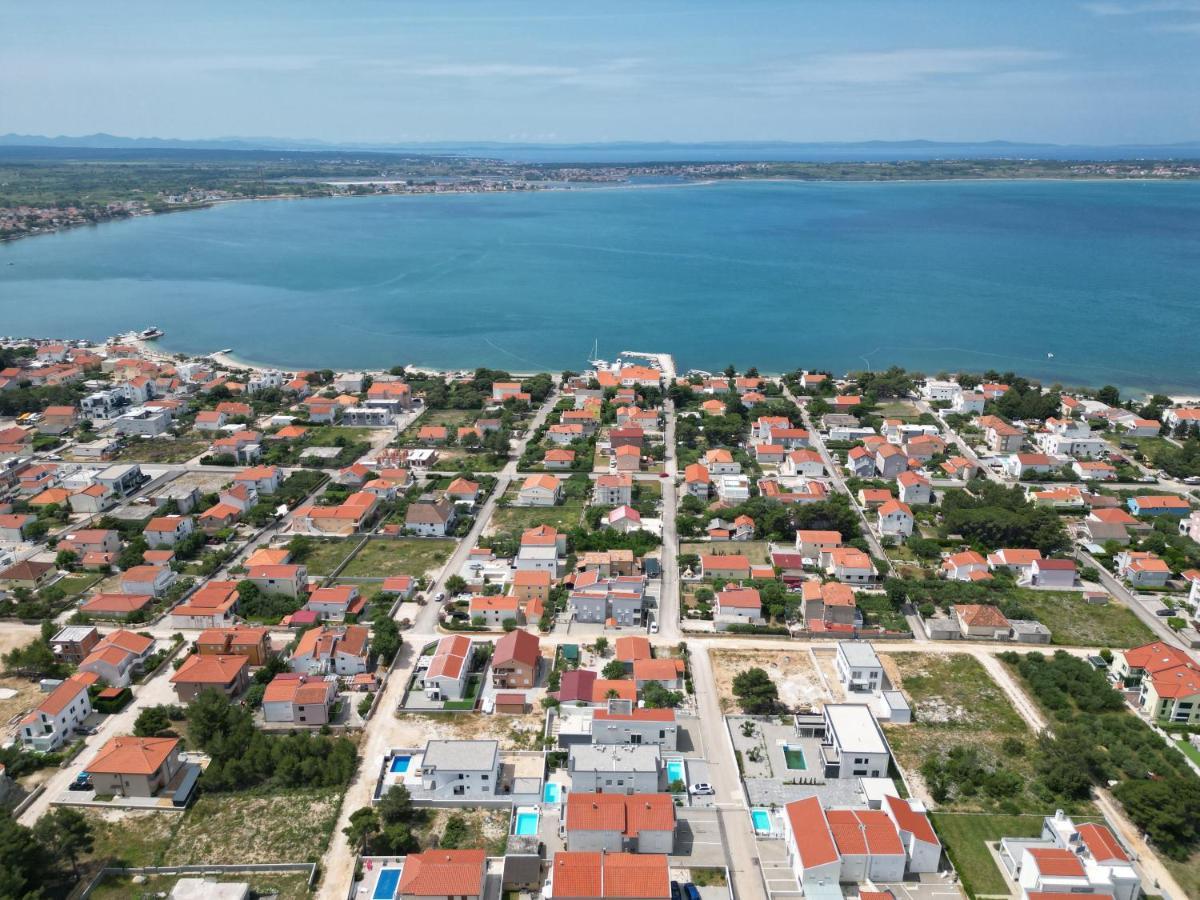 Villa Dea - Dein Rueckzugsort Am Meer Mit Beheiztem Pool Vrsi Eksteriør bilde